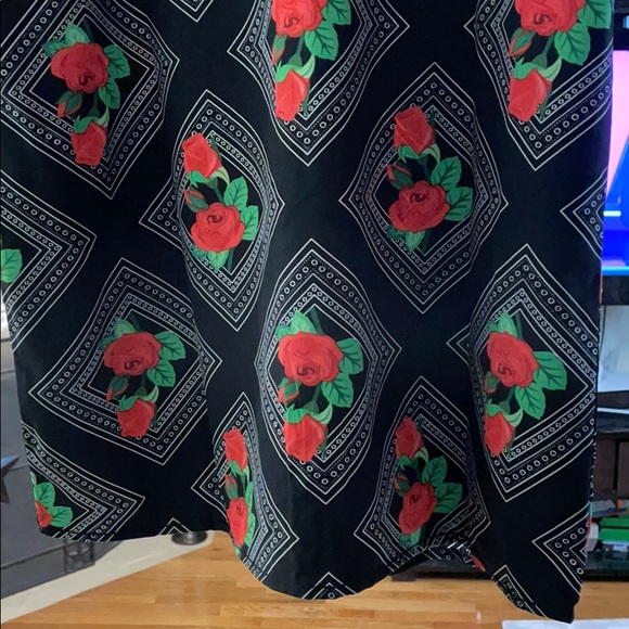 Fashion Nova Men’s Short Sleeve Button Down - Picture 6 of 6